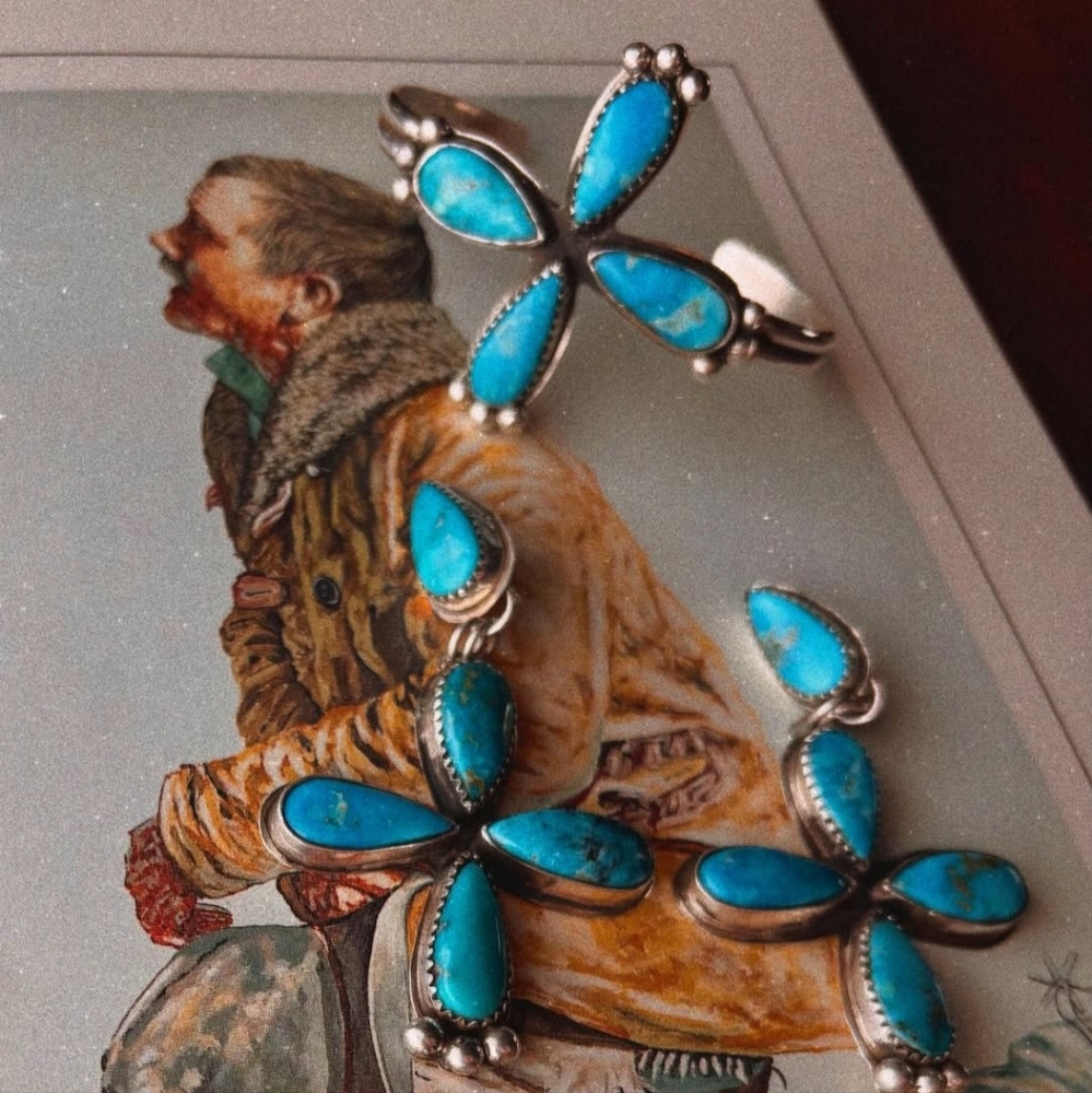 Turquoise Cross Cuff - Picture 3 of 10